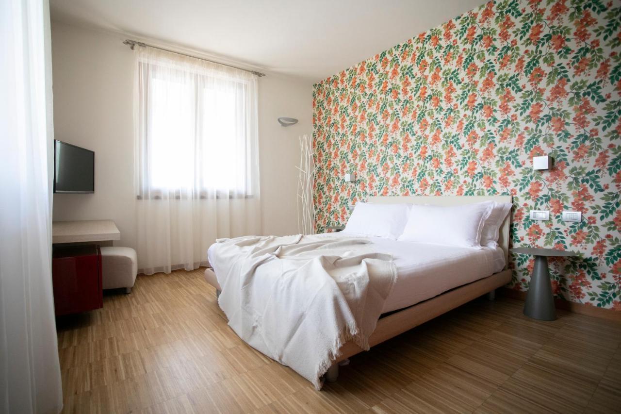 Ai Ronchi B&B Riva di Solto Esterno foto