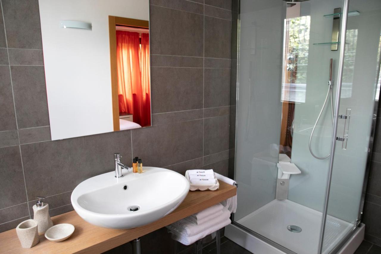 Ai Ronchi B&B Riva di Solto Esterno foto